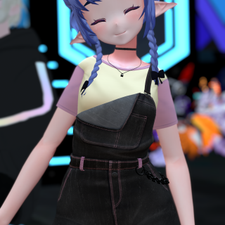 VRChat_2024-12-21_03-40-26.487_2160x3840