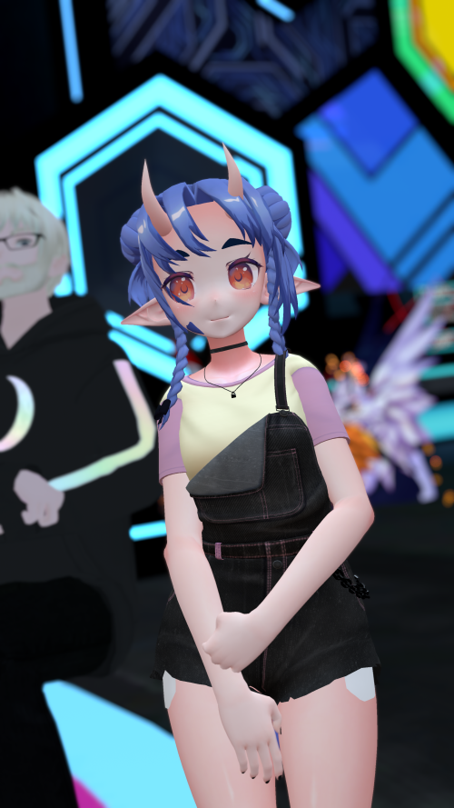 VRChat_2024-12-21_03-40-35.337_2160x3840.png