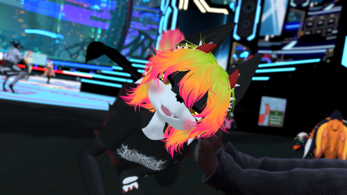 VRChat_2024-12-21_04-04-50.006_3840x2160.png