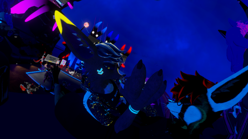 VRChat_2024-12-29_17-10-02.858_3840x2160.png