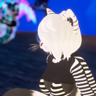 VRChat_2024-12-31_15-07-26.549_3840x2160