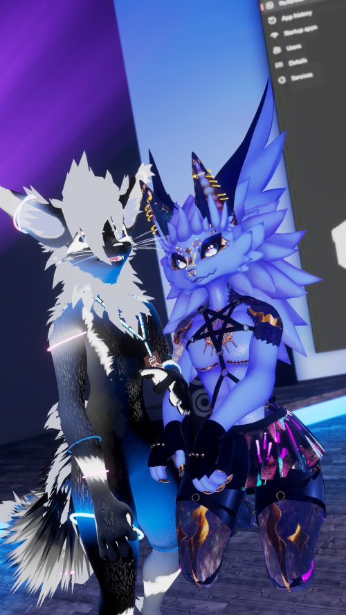 VRChat_2024-12-31_22-05-41.629_2160x3840.png