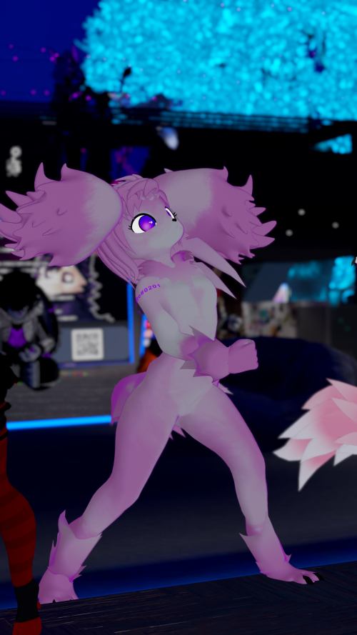 VRChat_2024-12-29_23-09-45.901_2160x3840.png