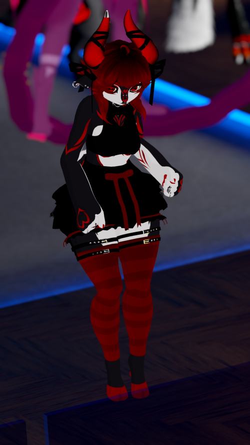 VRChat_2024-12-29_23-28-34.723_2160x3840.png