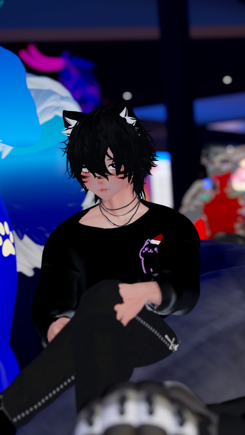 VRChat_2024-12-30_00-42-44.606_2160x3840.png