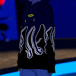 VRChat_2024-12-30_20-49-22.259_2160x3840
