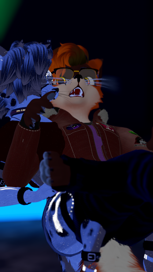 VRChat_2024-12-30_21-01-47.047_2160x3840.png