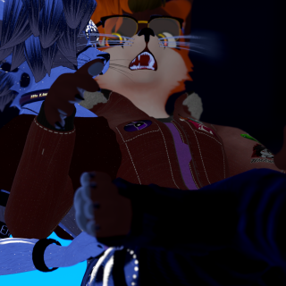 VRChat_2024-12-30_21-01-47.047_2160x3840