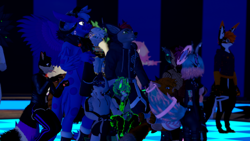 VRChat_2024-12-30_21-03-40.482_3840x2160.png