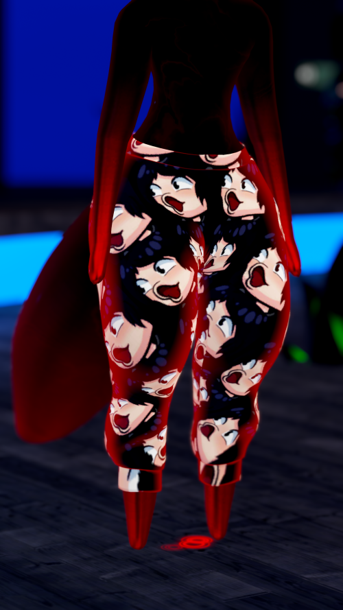 VRChat_2024-12-30_21-04-11.215_2160x3840.png