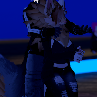 VRChat_2024-12-30_22-15-40.245_2160x3840