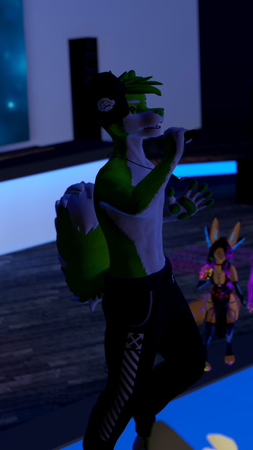 VRChat_2024-12-30_23-16-45.385_2160x3840.png