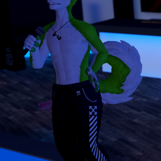 VRChat_2024-12-30_23-17-03.528_2160x3840