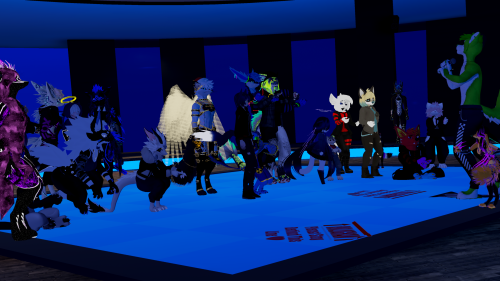 VRChat_2024-12-30_23-17-58.387_3840x2160.png