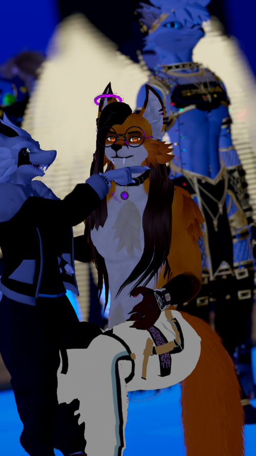 VRChat_2024-12-30_23-20-48.628_2160x3840.png