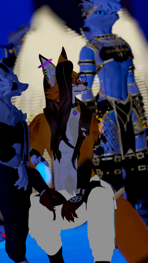 VRChat_2024-12-30_23-20-49.791_2160x3840.png