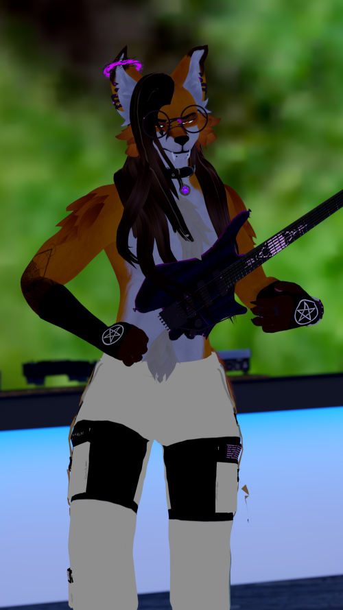 VRChat_2024-12-31_00-02-32.086_2160x3840.png