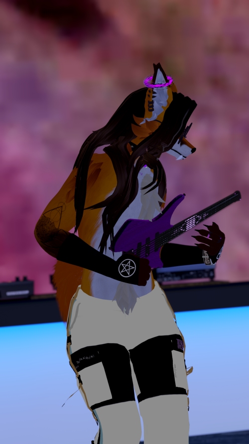 VRChat_2024-12-31_00-02-34.124_2160x3840.png
