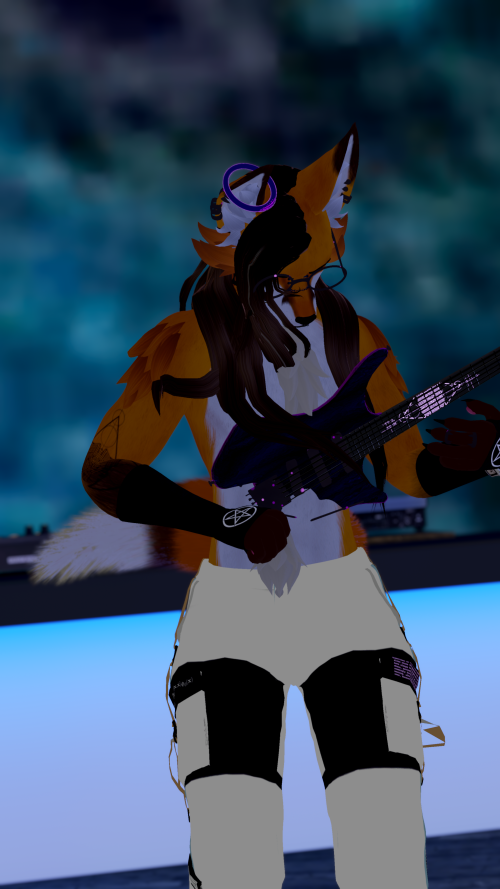 VRChat_2024-12-31_00-02-37.073_2160x3840.png