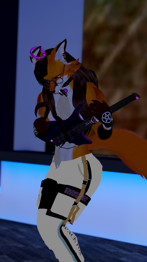 VRChat_2024-12-31_00-02-50.302_2160x3840.png