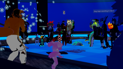 VRChat_2024-12-31_00-03-12.043_3840x2160.png