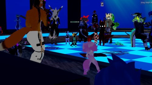 VRChat_2024-12-31_00-03-20.424_3840x2160.png