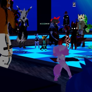 VRChat_2024-12-31_00-03-20.424_3840x2160