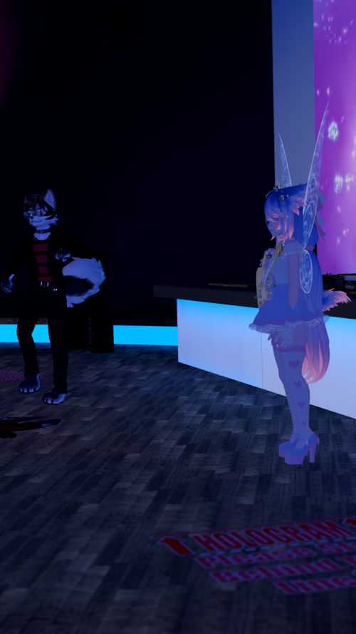 VRChat_2024-12-31_00-19-57.252_2160x3840.png