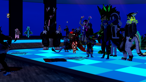 VRChat_2024-12-31_00-23-06.254_3840x2160.png