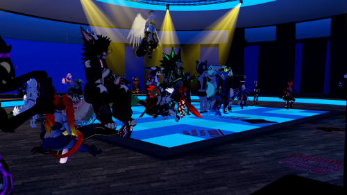 VRChat_2024-12-31_00-23-40.733_3840x2160.png