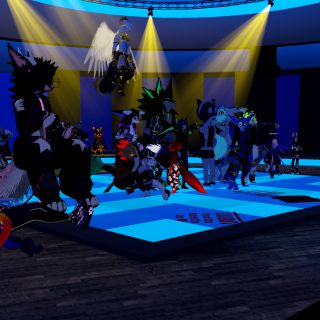 VRChat_2024-12-31_00-23-40.733_3840x2160