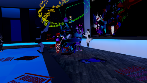 VRChat_2024-12-31_00-52-08.601_3840x2160.png