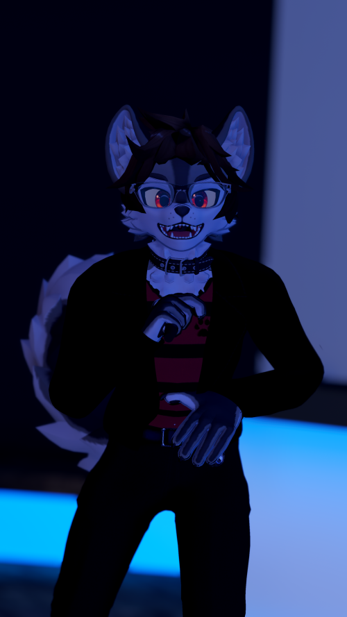 VRChat_2024-12-31_01-03-42.044_2160x3840.png