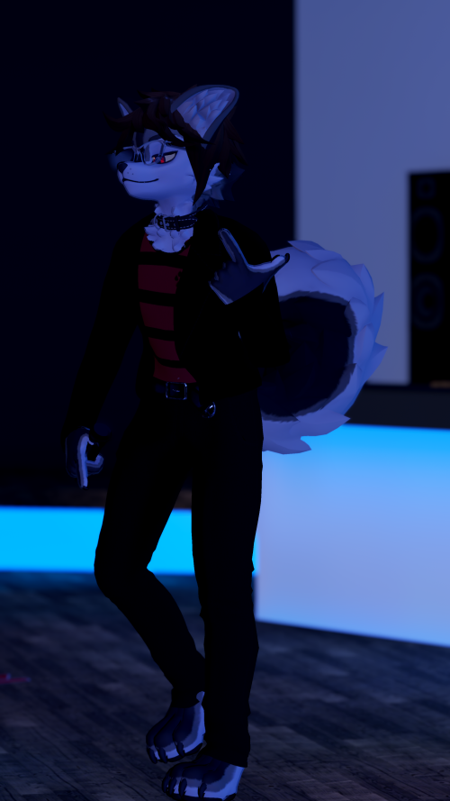 VRChat_2024-12-31_01-03-54.625_2160x3840.png