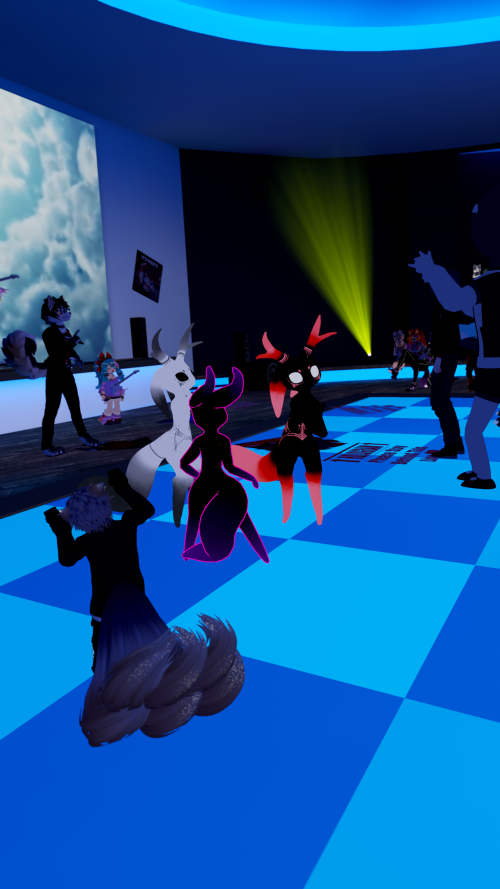 VRChat_2024-12-31_01-04-48.201_2160x3840.png