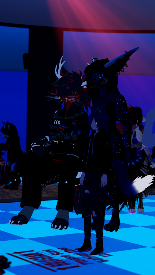 VRChat_2024-12-31_01-05-01.985_2160x3840.png