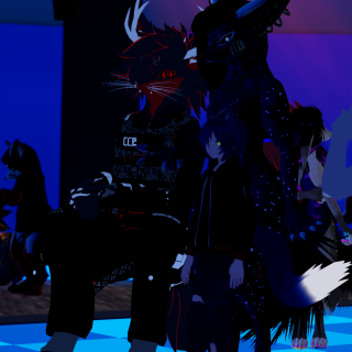 VRChat_2024-12-31_01-05-01.985_2160x3840