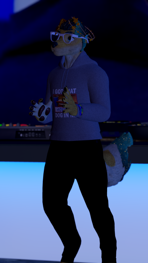 VRChat_2024-12-31_21-04-28.165_2160x3840.png
