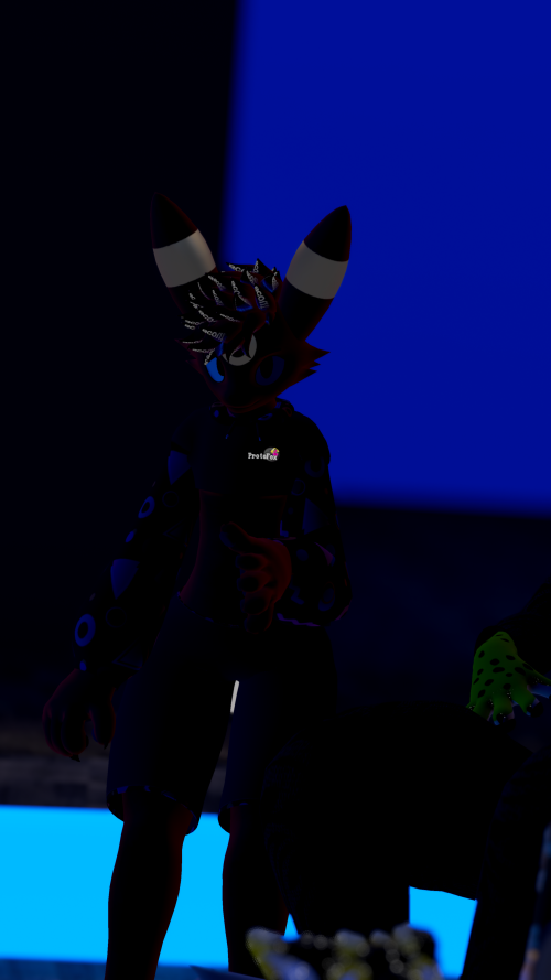 VRChat_2024-12-31_21-09-42.601_2160x3840.png