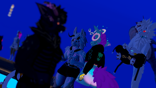 VRChat_2024-12-31_21-35-54.365_3840x2160.png