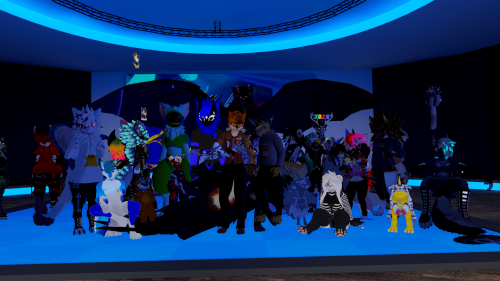 VRChat_2024-12-31_22-03-06.242_3840x2160.png