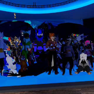 VRChat_2024-12-31_22-03-13.089_3840x2160