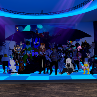 VRChat_2024-12-31_22-03-19.045_3840x2160