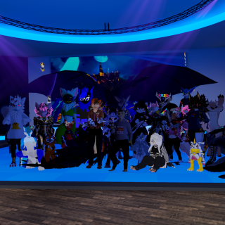 VRChat_2024-12-31_22-03-20.219_3840x2160