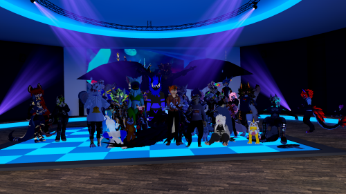 VRChat_2024-12-31_22-03-22.395_3840x2160.png
