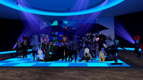VRChat_2024-12-31_22-03-24.761_3840x2160.png