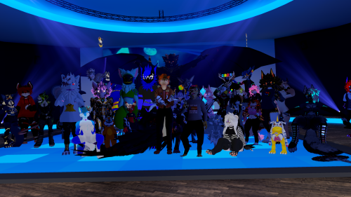 VRChat_2024-12-31_22-03-26.116_3840x2160.png