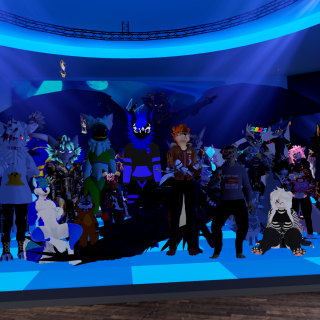 VRChat_2024-12-31_22-03-27.240_3840x2160