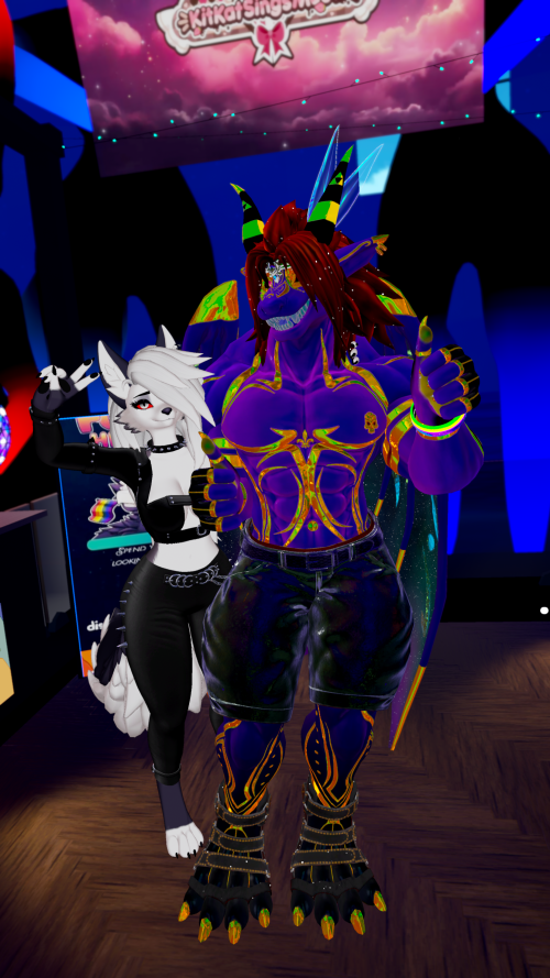 VRChat_2024-12-31_23-05-58.249_2160x3840.png