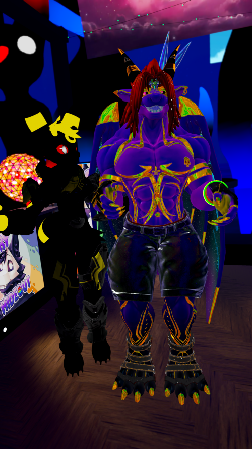 VRChat_2024-12-31_23-08-08.285_2160x3840.png